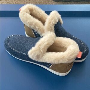 Cozy Blue and Tan Women's Shoes